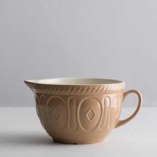 🥣 Mason Cash Cane – klasika, které prostě neodoláte. Víme, jak to chodí… řeknete si „už mám doma dost misek“, a pak...