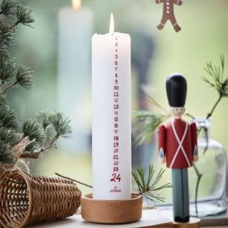 ✨ Adventní svíčka – kouzlo čekání na Vánoce 🎄 Každý den o kousek blíž k 24. prosinci… Stačí ji zapálit a nechat plamínek...